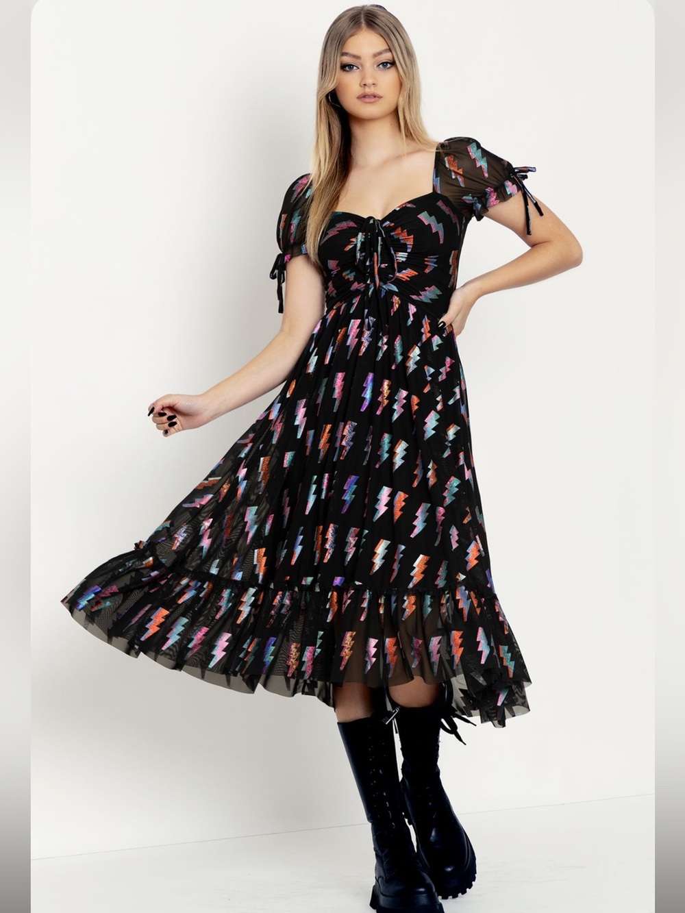 Blackmilk Ziggy tea party dress Bowie M new with tags - Picture 2 of 6